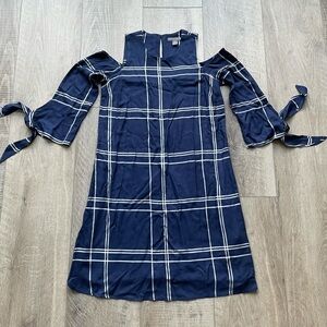 A Pea in the Pod Maternity Cold Shoulder Dress